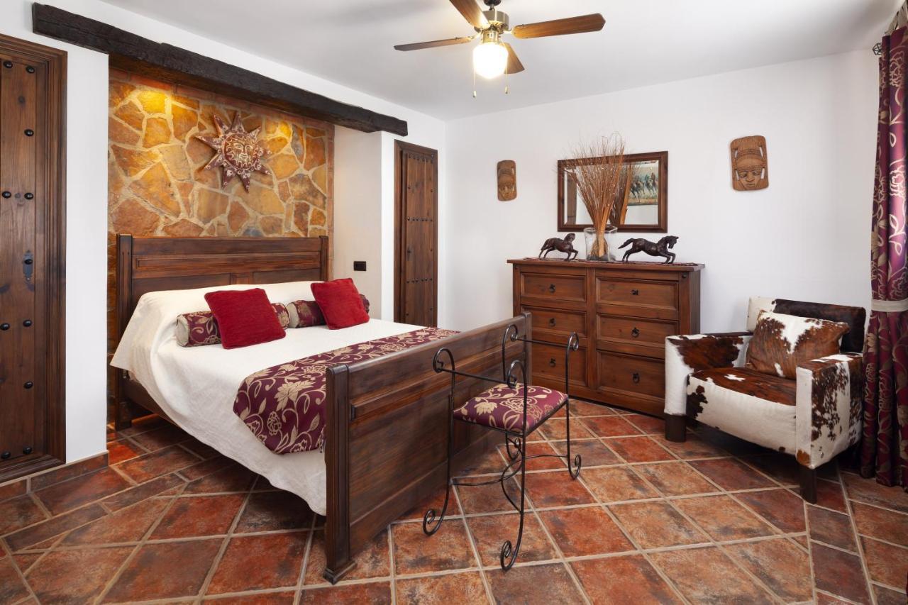 Pasa Fina, Luxury Retreat *