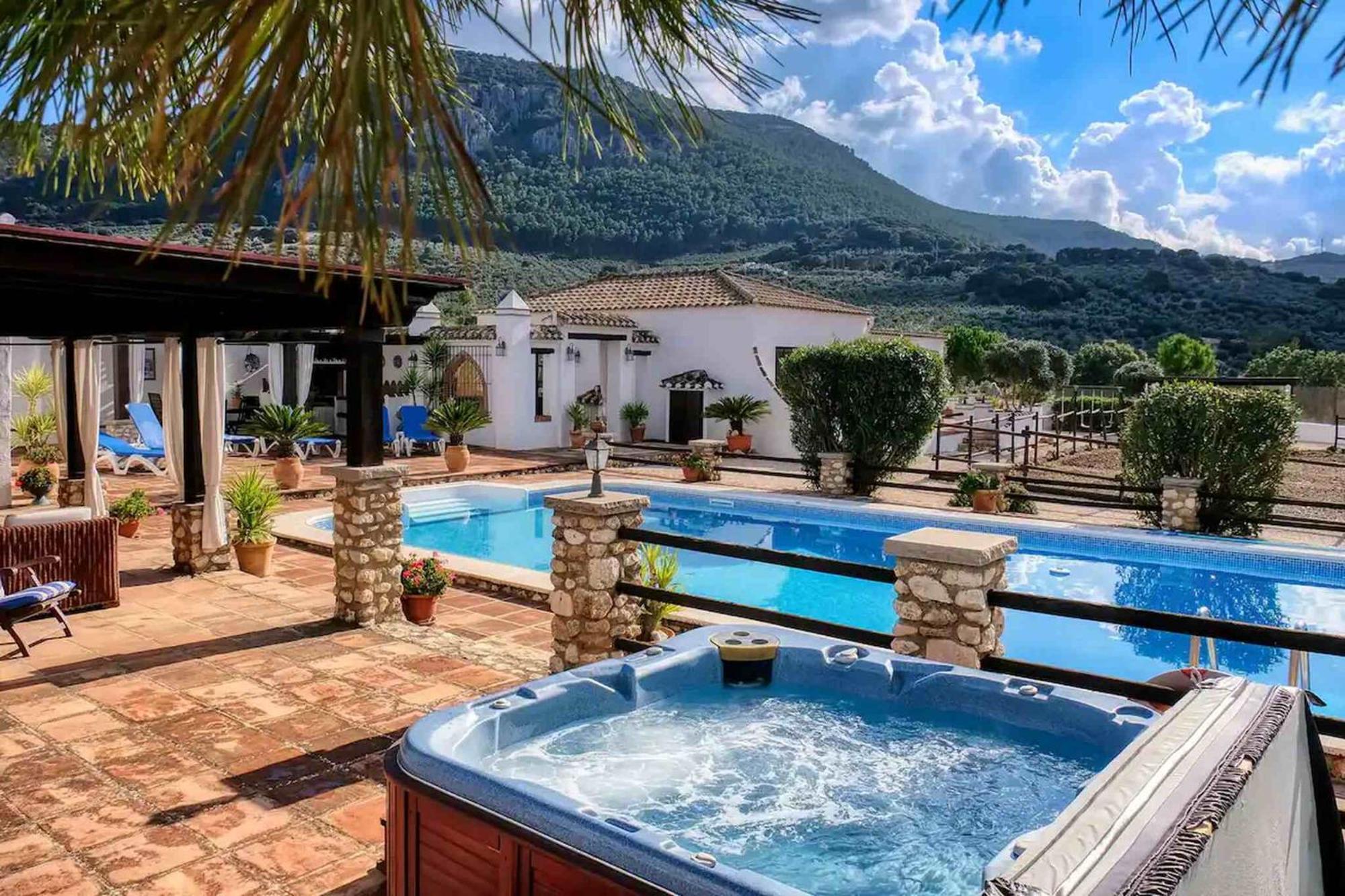 Pasa Fina, Luxury Retreat * Villanueva del Trabuco